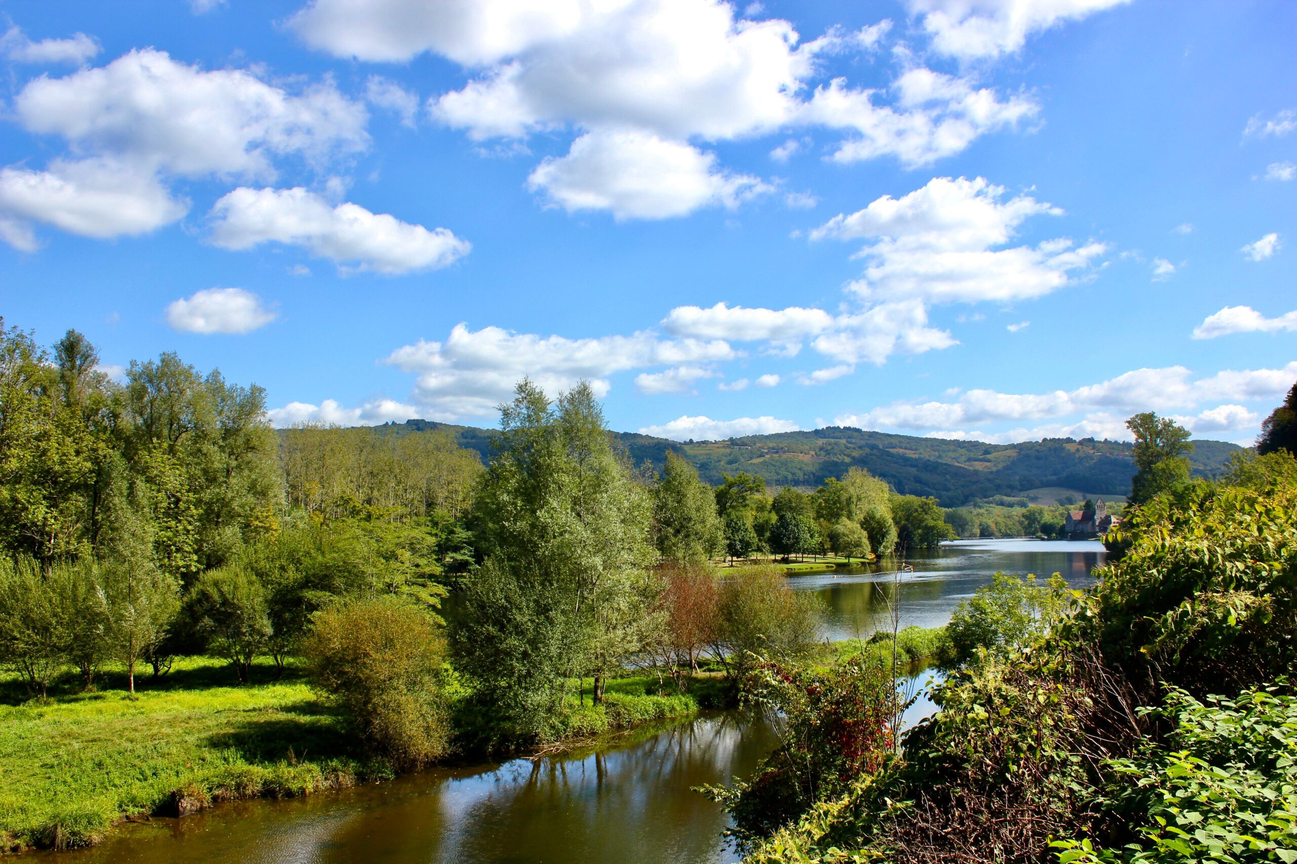 Rivière Dordogne, paysage du Périgord